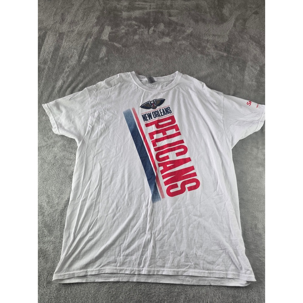 Gildan New Orleans Pelicans T-Shirt Mens XL White Smoothie King NBA Graphic Tee
